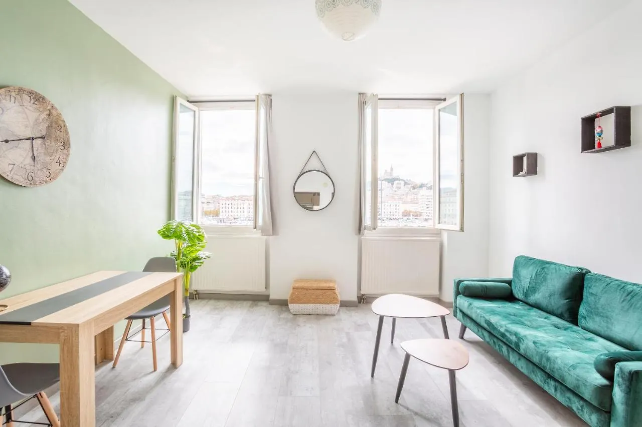 Hostel Ambassade Bretonne Vieux-Port Marseille 0*,  France